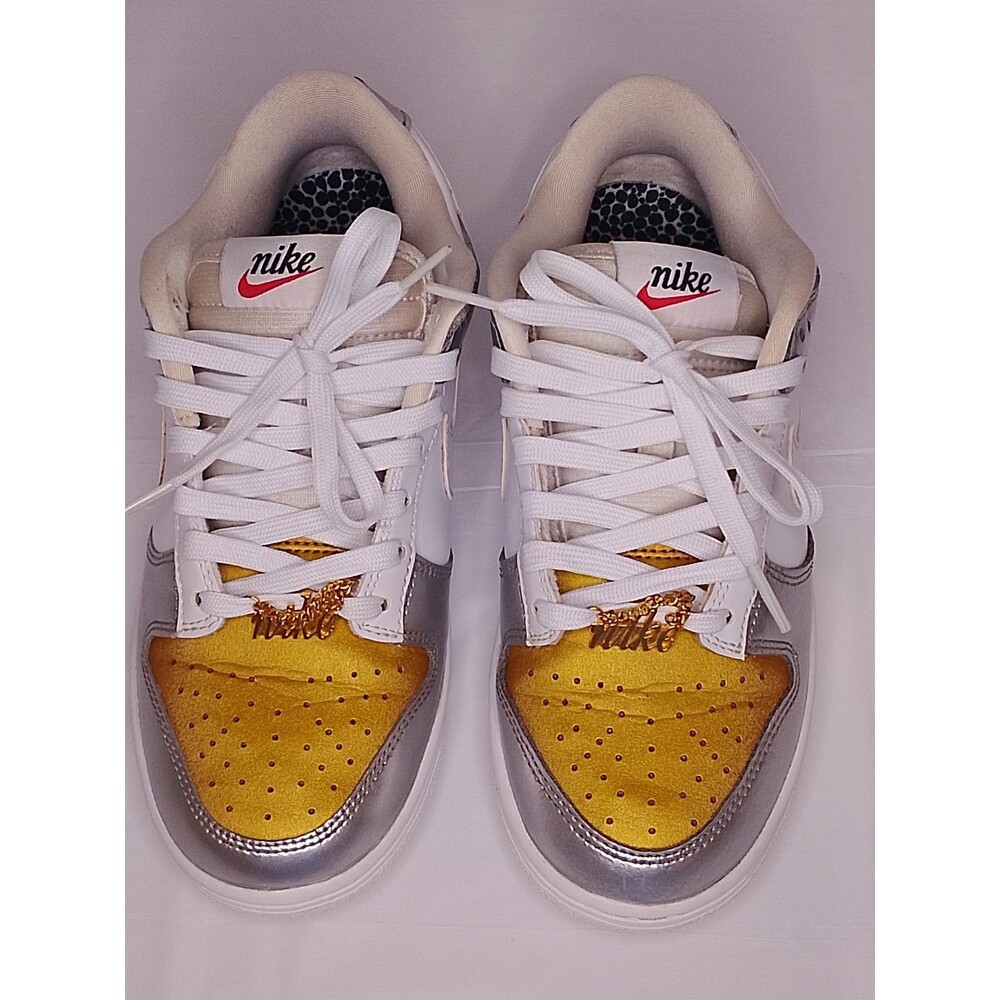 Nike Dunk Low SE "Heirloom" Silver Gold Metalic - Picture 2 of 16